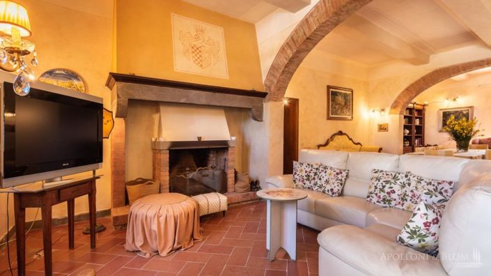 Image No.12-15 Bed Vineyard for sale