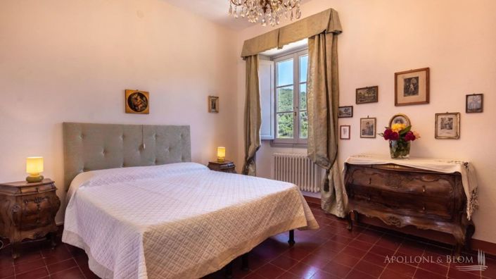 Image No.18-15 Bed Vineyard for sale