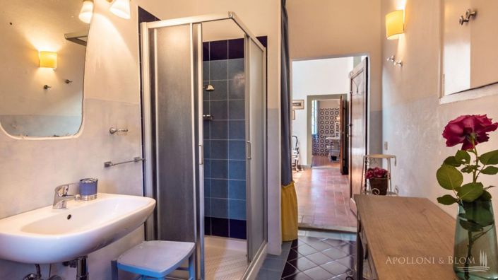 Image No.22-15 Bed Vineyard for sale