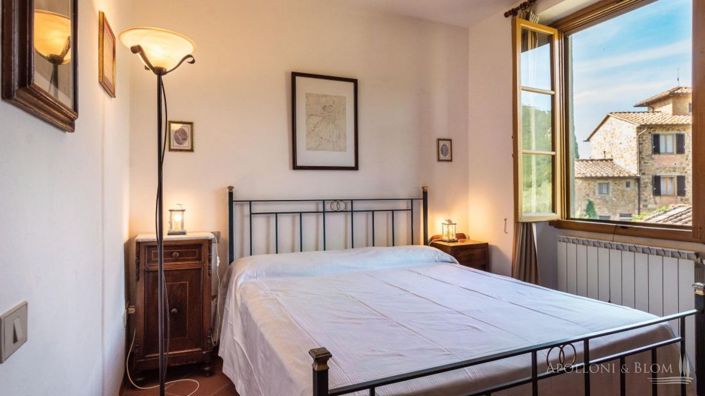 Image No.27-15 Bed Vineyard for sale