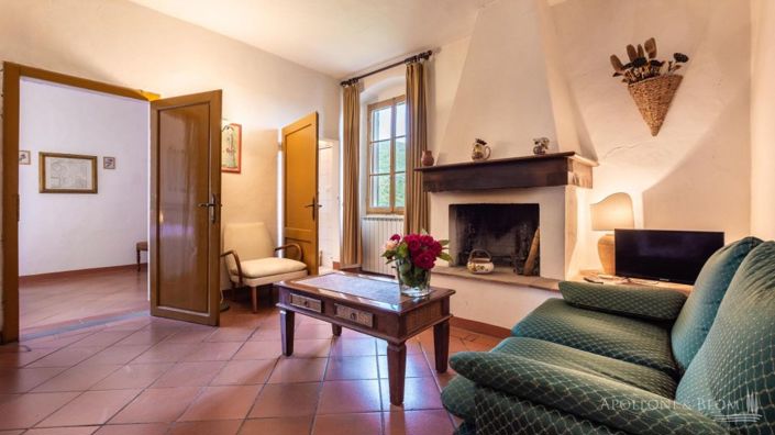 Image No.28-15 Bed Vineyard for sale