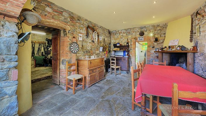 Image No.15-6 Bed Apartment for sale