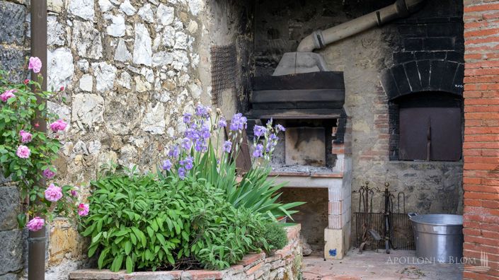 Image No.28-6 Bed Apartment for sale