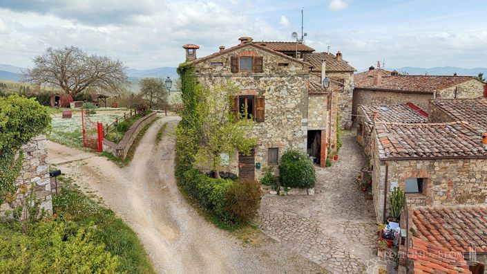 Image No.29-6 Bed Apartment for sale