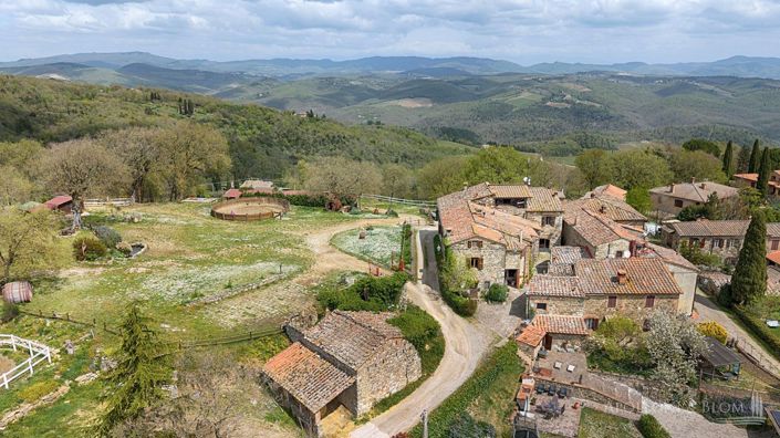 Image No.6-6 Bed Apartment for sale