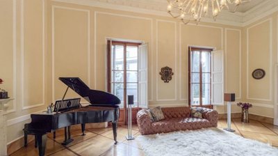 1 - Florence, Apartment