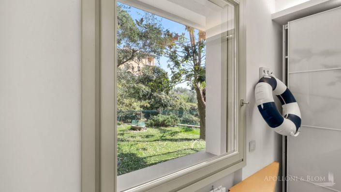 Image No.20-4 Bed Country House for sale