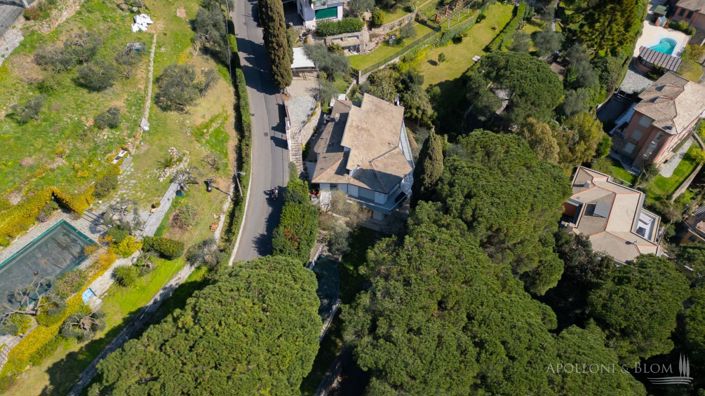 Image No.30-4 Bed Country House for sale