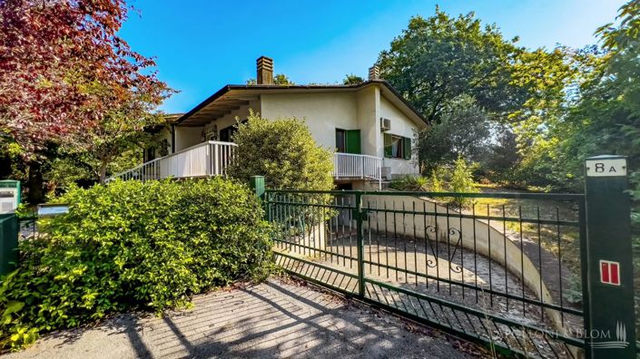 Image No.4-3 Bed Villa for sale