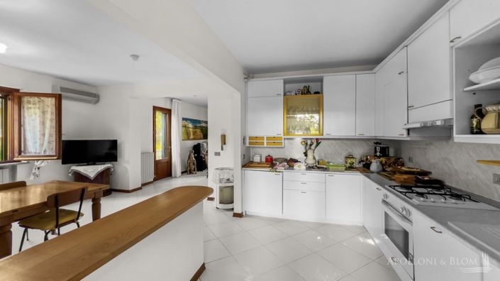 Image No.9-3 Bed Villa for sale