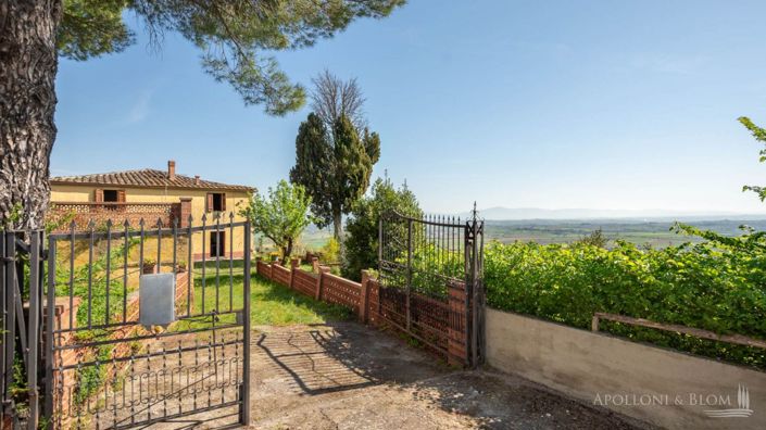 Image No.15-5 Bed Apartment for sale