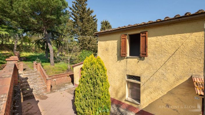 Image No.24-5 Bed Apartment for sale