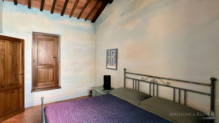 Image No.17-4 Bed Apartment for sale