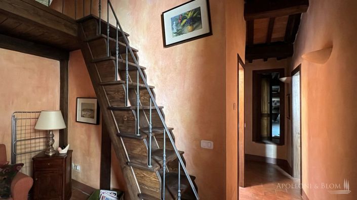 Image No.20-4 Bed Apartment for sale