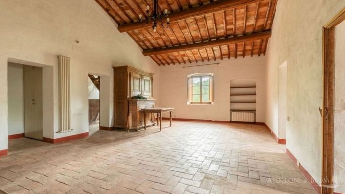 Image No.19-6 Bed Apartment for sale