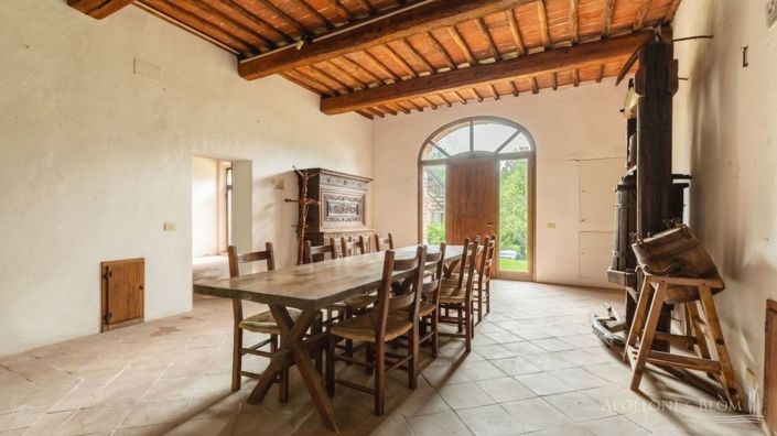Image No.9-6 Bed Apartment for sale