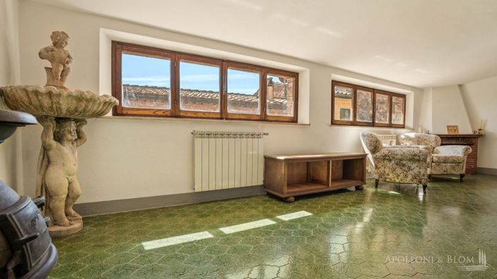 Image No.16-2 Bed Apartment for sale