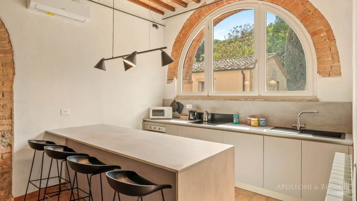 Image No.11-6 Bed Villa for sale