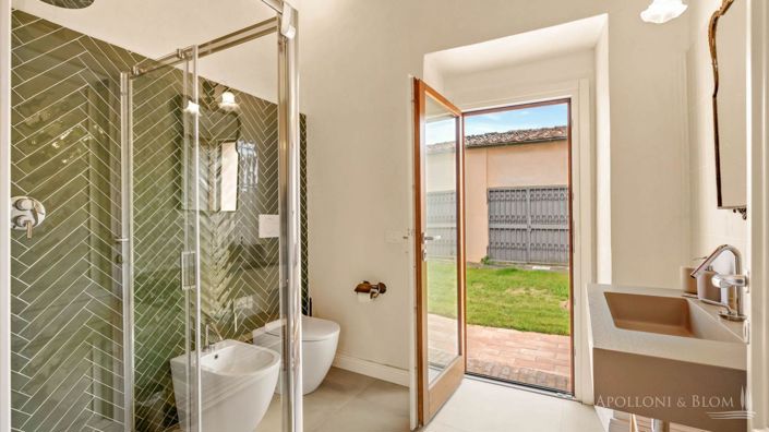 Image No.17-6 Bed Villa for sale