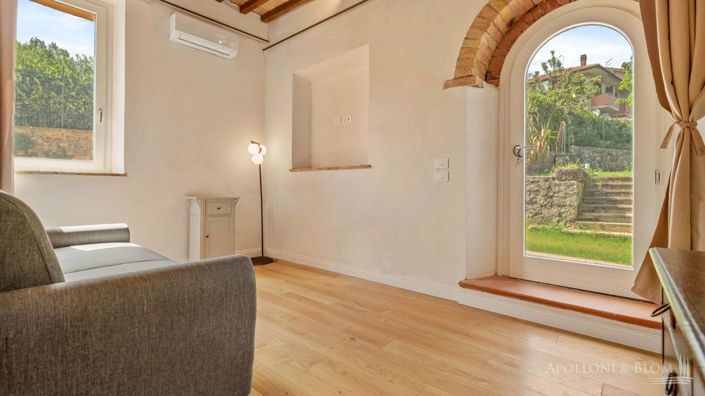 Image No.18-6 Bed Villa for sale