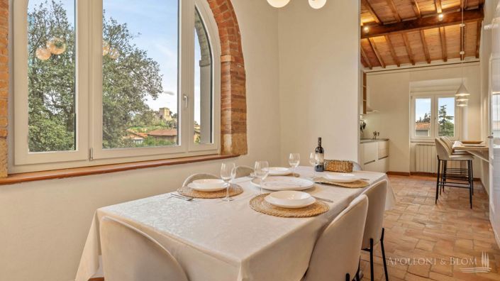 Image No.20-6 Bed Villa for sale