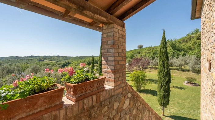 Image No.27-5 Bed Apartment for sale