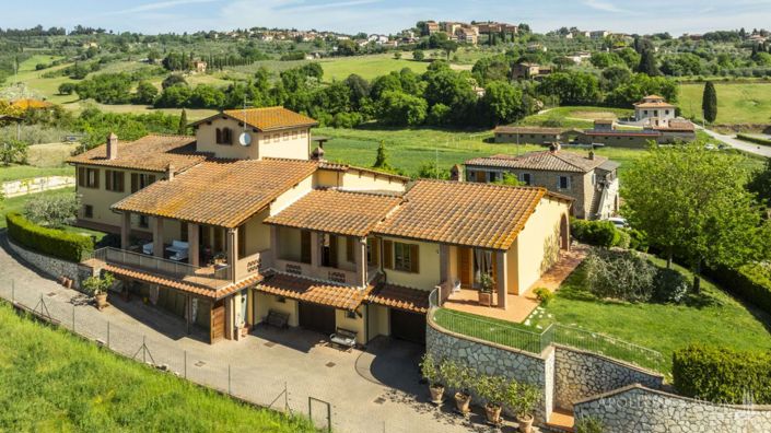 Image No.10-6 Bed Villa for sale