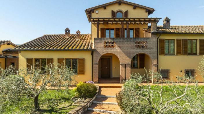 Image No.2-6 Bed Villa for sale