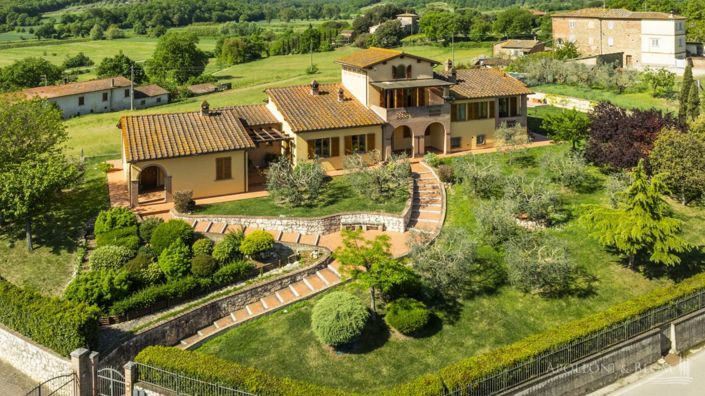 Image No.8-6 Bed Villa for sale