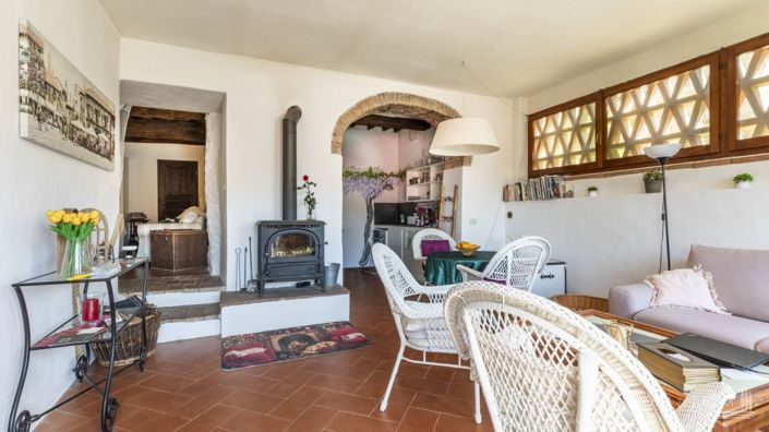 Image No.26-7 Bed Apartment for sale