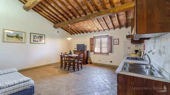 Image No.26-9 Bed Apartment for sale