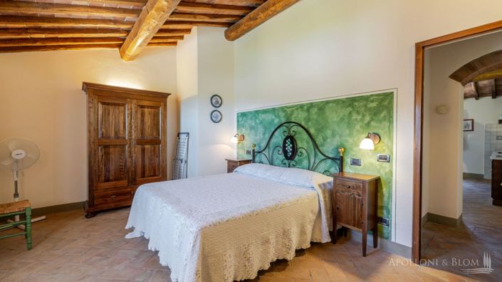 Image No.29-9 Bed Apartment for sale