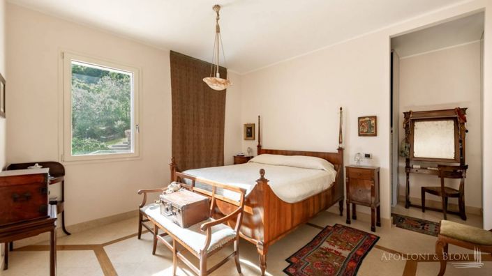 Image No.16-5 Bed Villa for sale