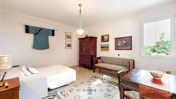 Image No.21-5 Bed Villa for sale