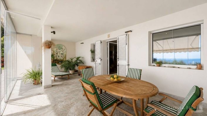 Image No.3-5 Bed Villa for sale