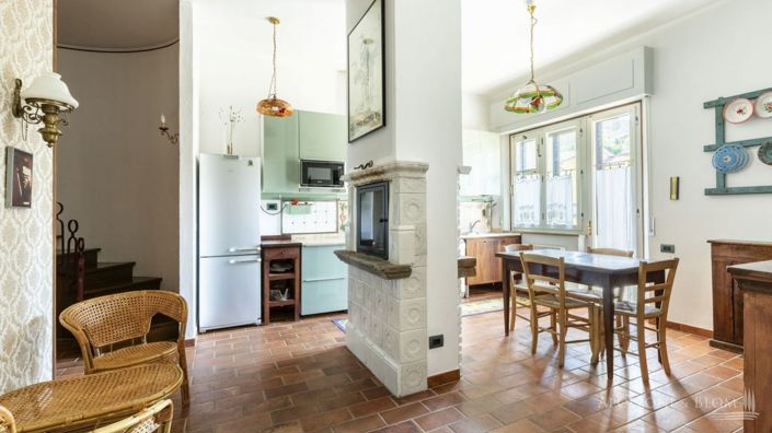 Image No.23-5 Bed Apartment for sale