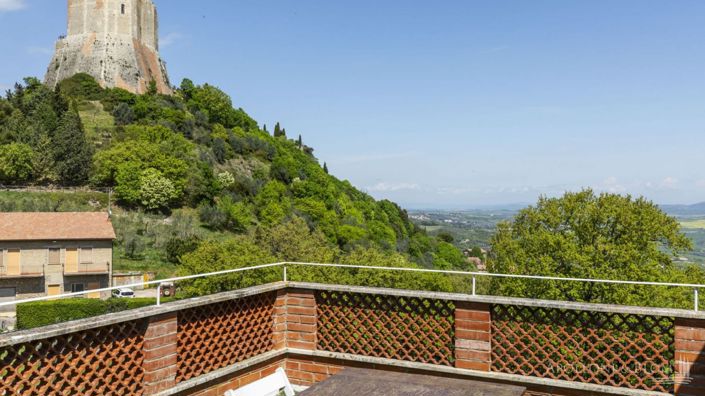 Image No.9-5 Bed Apartment for sale