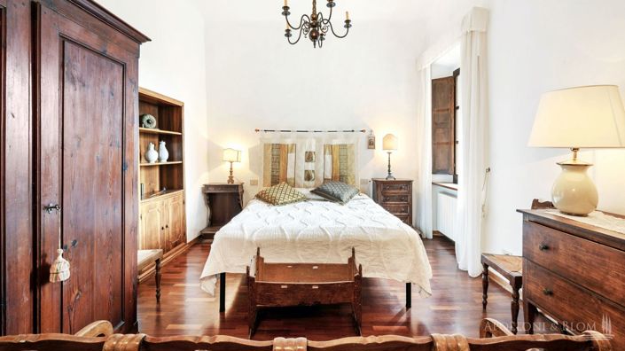 Image No.11-2 Bed Apartment for sale