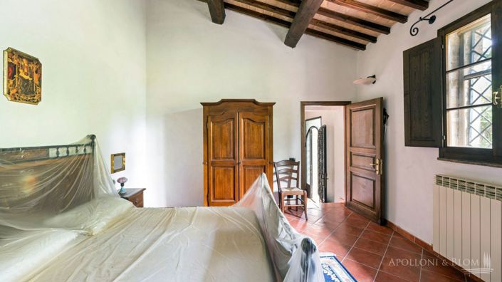 Image No.23-10 Bed Apartment for sale