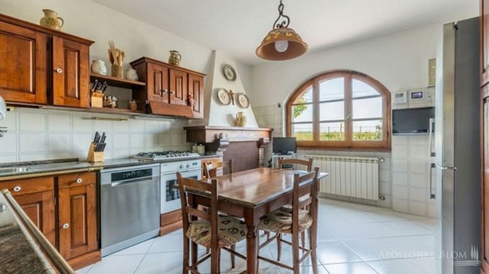 Image No.9-4 Bed Villa for sale