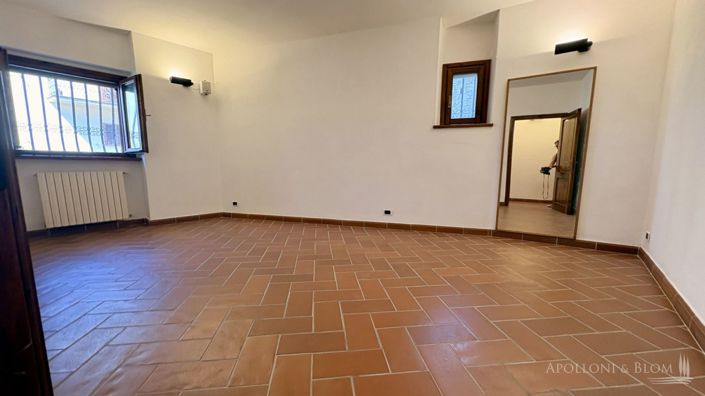 Image No.18-2 Bed Apartment for sale