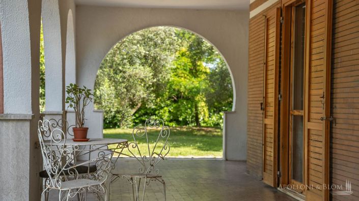 Image No.25-5 Bed Villa for sale