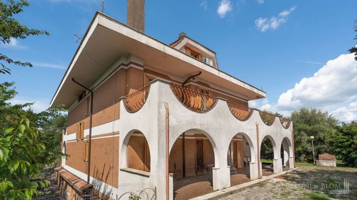Image No.26-5 Bed Villa for sale