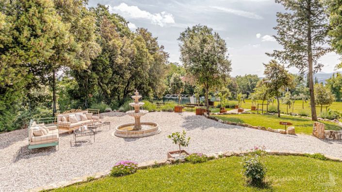 Image No.20-5 Bed Apartment for sale