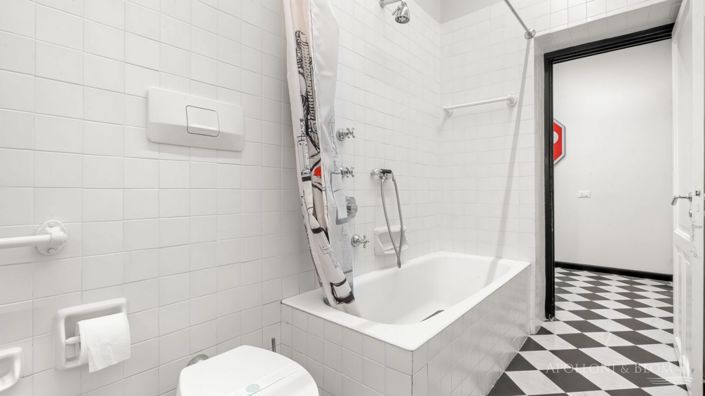Image No.21-2 Bed Apartment for sale