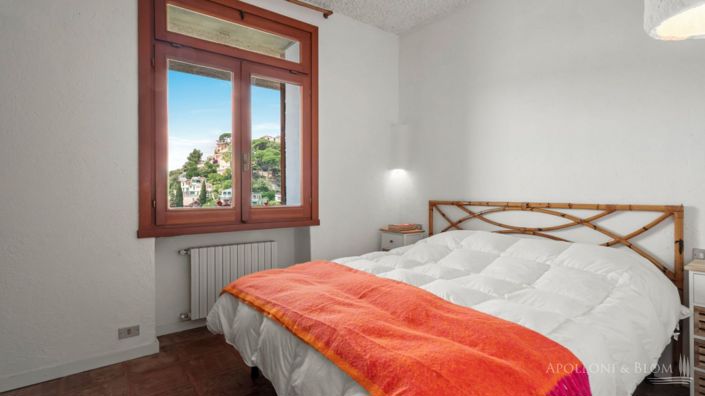 Image No.25-3 Bed Apartment for sale