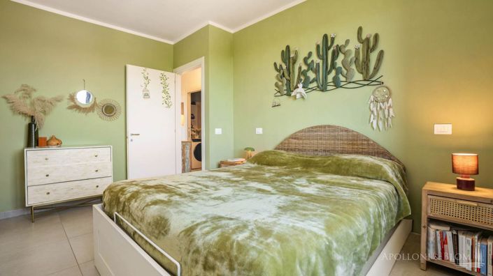 Image No.14-2 Bed Apartment for sale