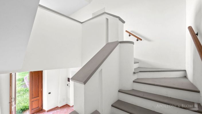 Image No.14-7 Bed Apartment for sale
