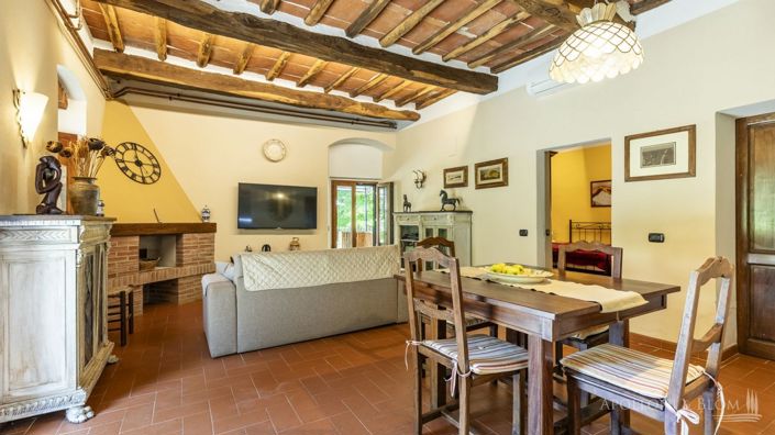 Image No.18-5 Bed Apartment for sale