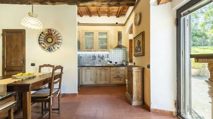 Image No.20-5 Bed Apartment for sale